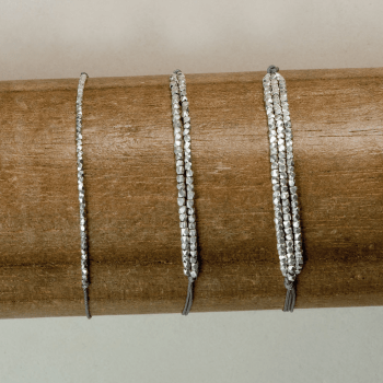 Pulseira fios bead de prata